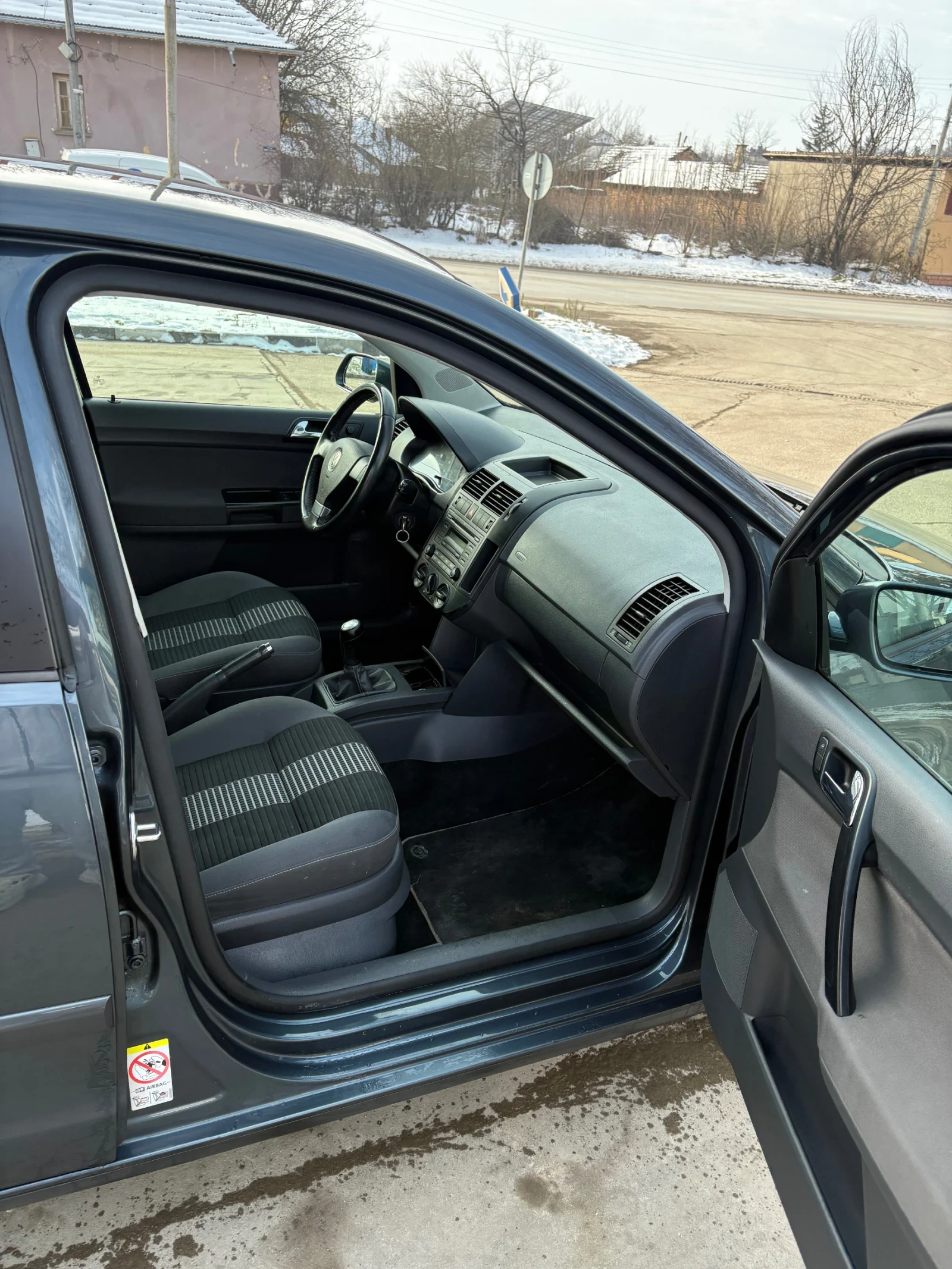 VW Polo  - изображение 8