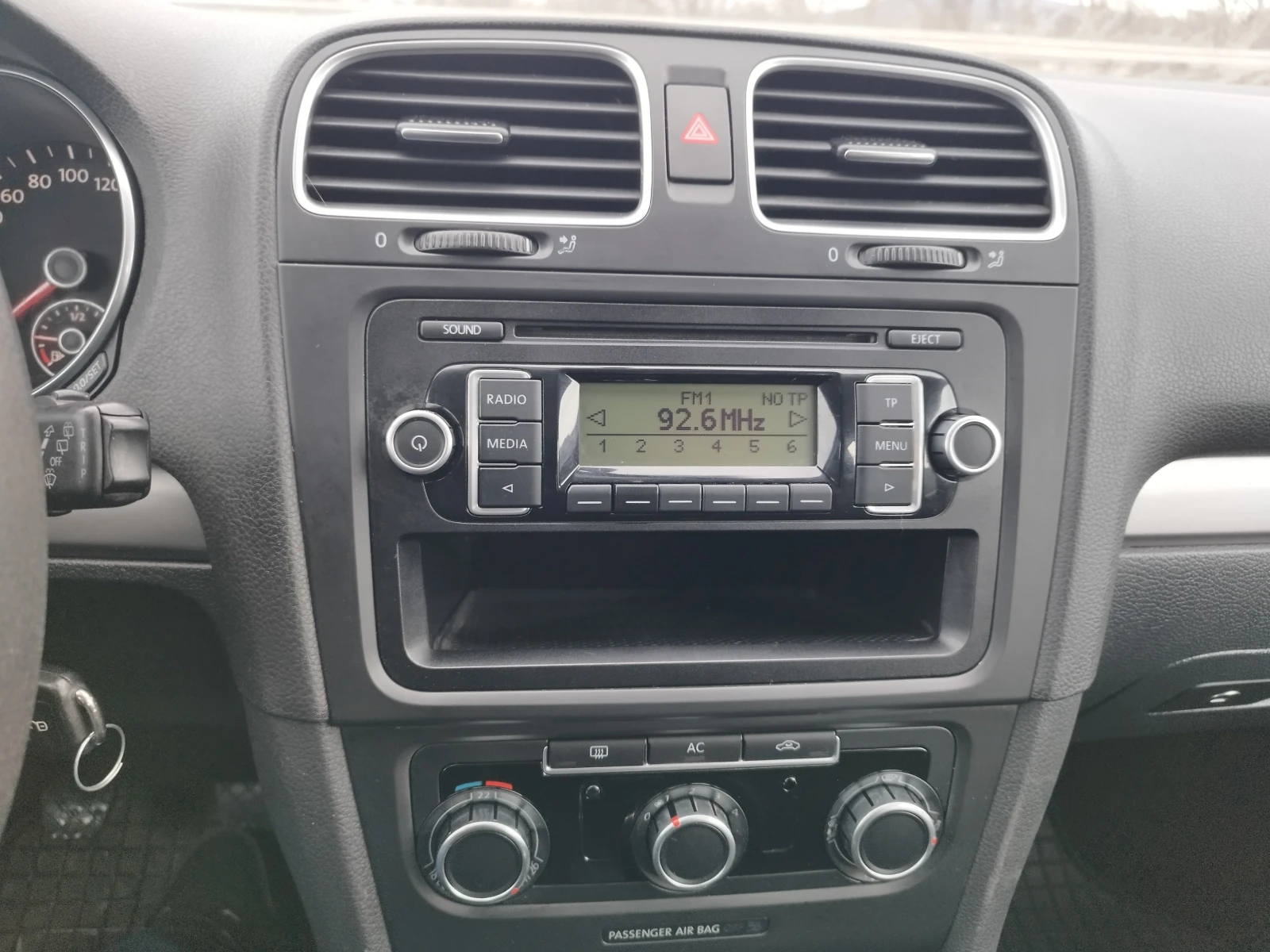 VW Golf 1.6 tdi 105 kc. | Mobile.bg � ����������� 14