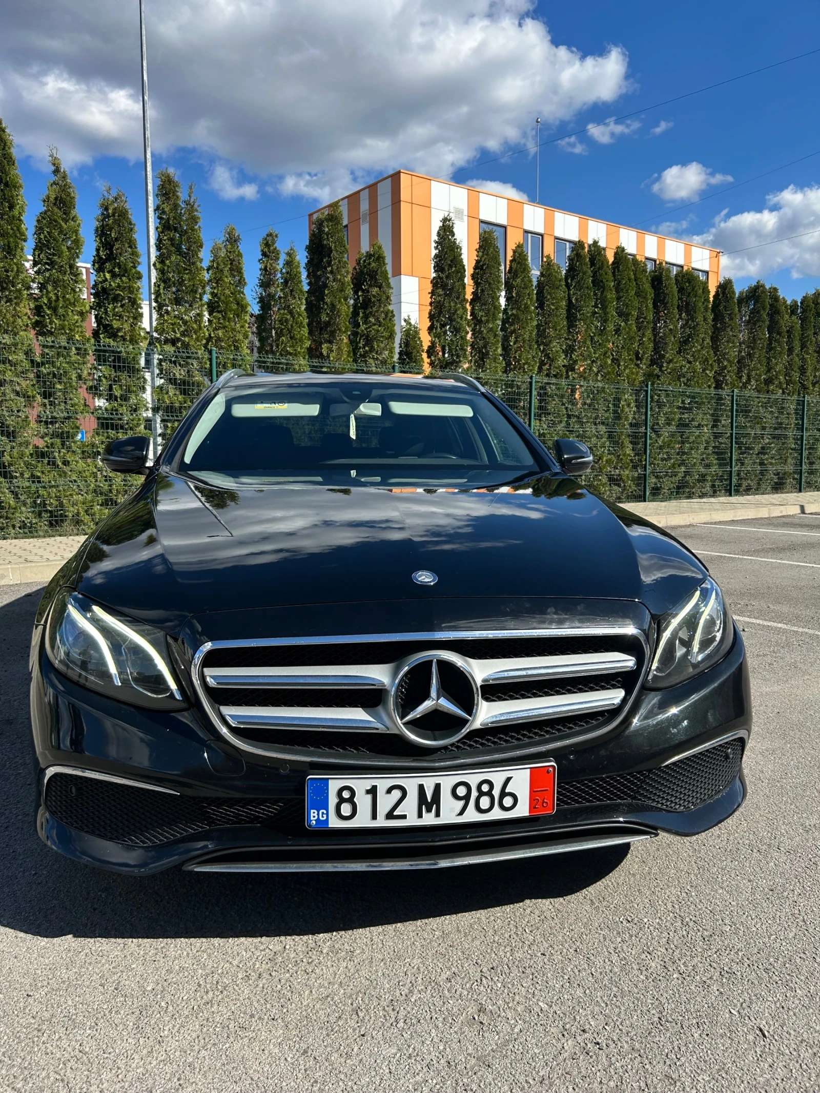 Mercedes-Benz E 220