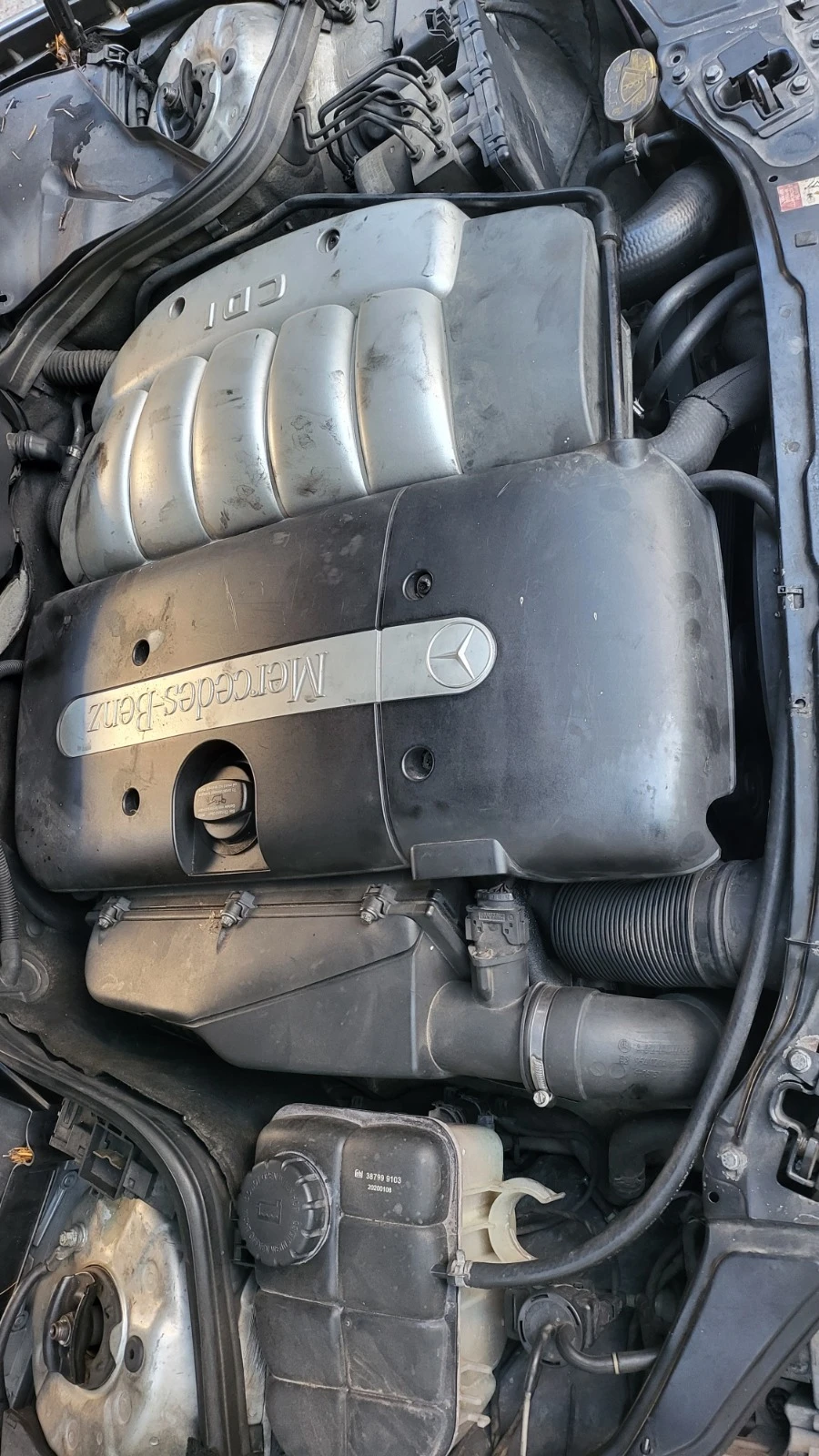 Mercedes-Benz C 270, снимка 5 - Автомобили и джипове - 54355615