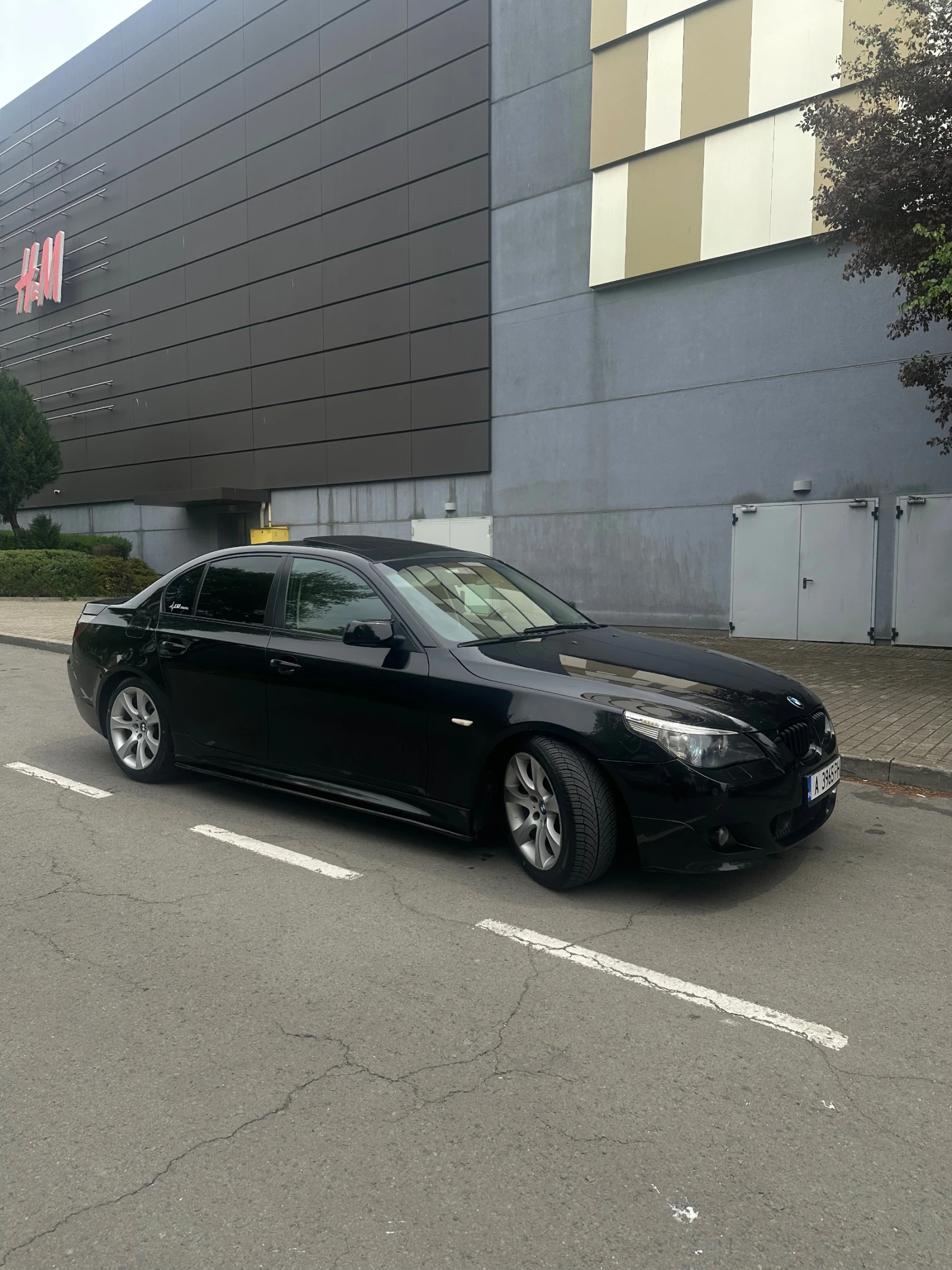 BMW 530, снимка 2 - Автомобили и джипове - 54430042