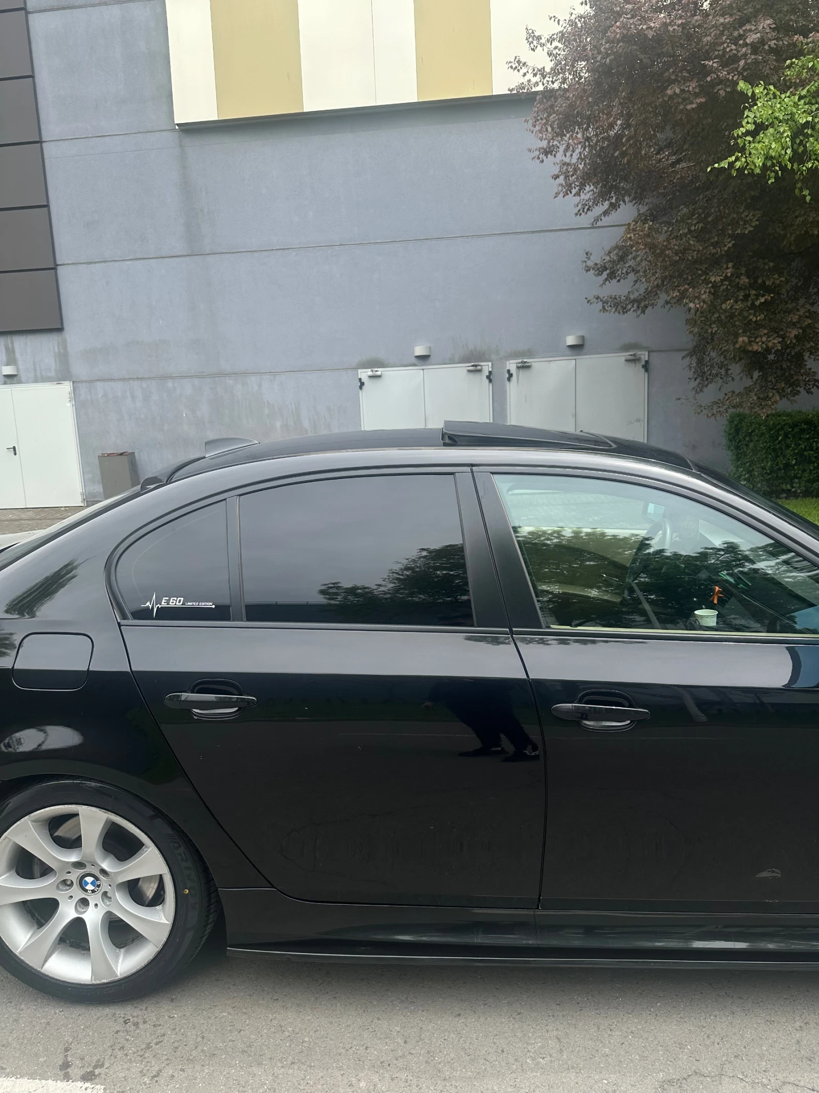 BMW 530, снимка 3 - Автомобили и джипове - 54430042