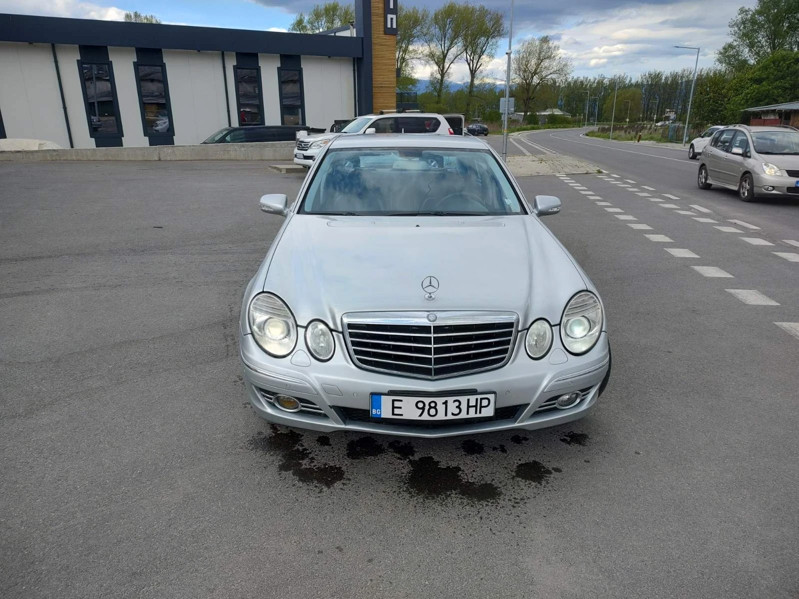 Mercedes-Benz E 320, снимка 6 - Автомобили и джипове - 54586002