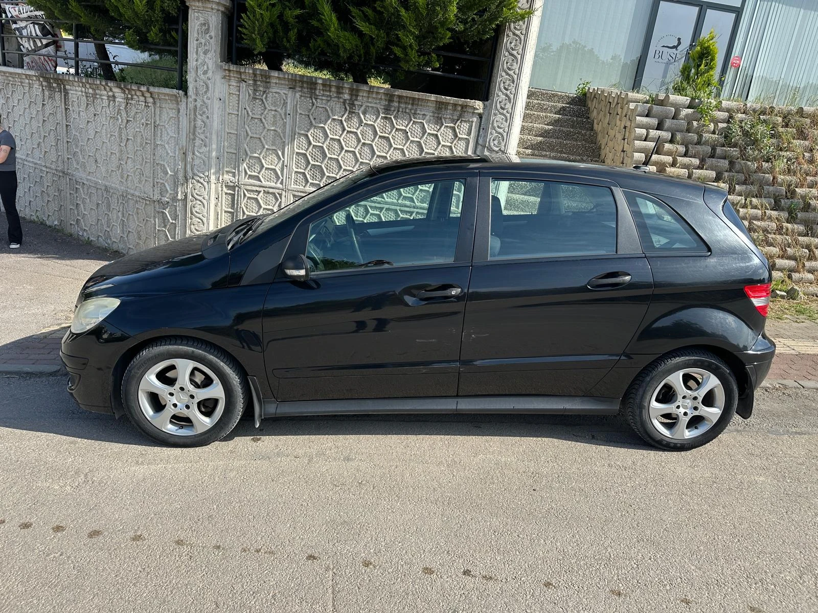 Mercedes-Benz B 180, снимка 5 - Автомобили и джипове - 54595594