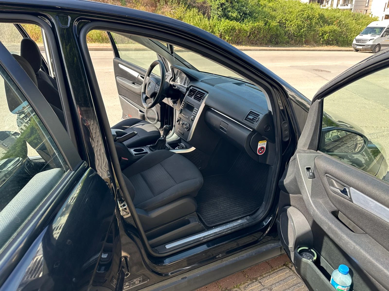 Mercedes-Benz B 180, снимка 11 - Автомобили и джипове - 54595594