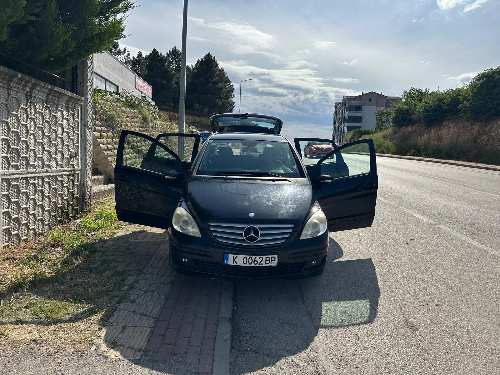 Mercedes-Benz B 180, снимка 13 - Автомобили и джипове - 54595594