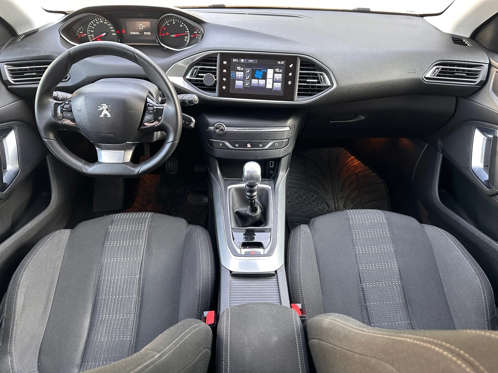 Peugeot 308 1.6 hdi allure, снимка 10 - Автомобили и джипове - 54671284