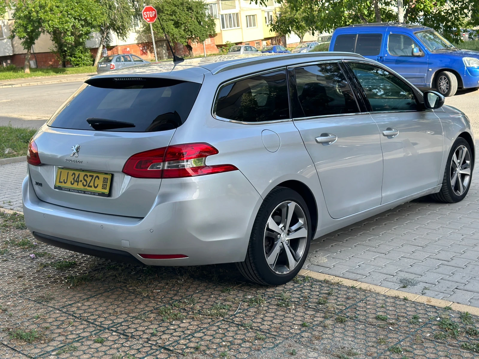 Peugeot 308 1.6 hdi allure, снимка 6 - Автомобили и джипове - 54671284