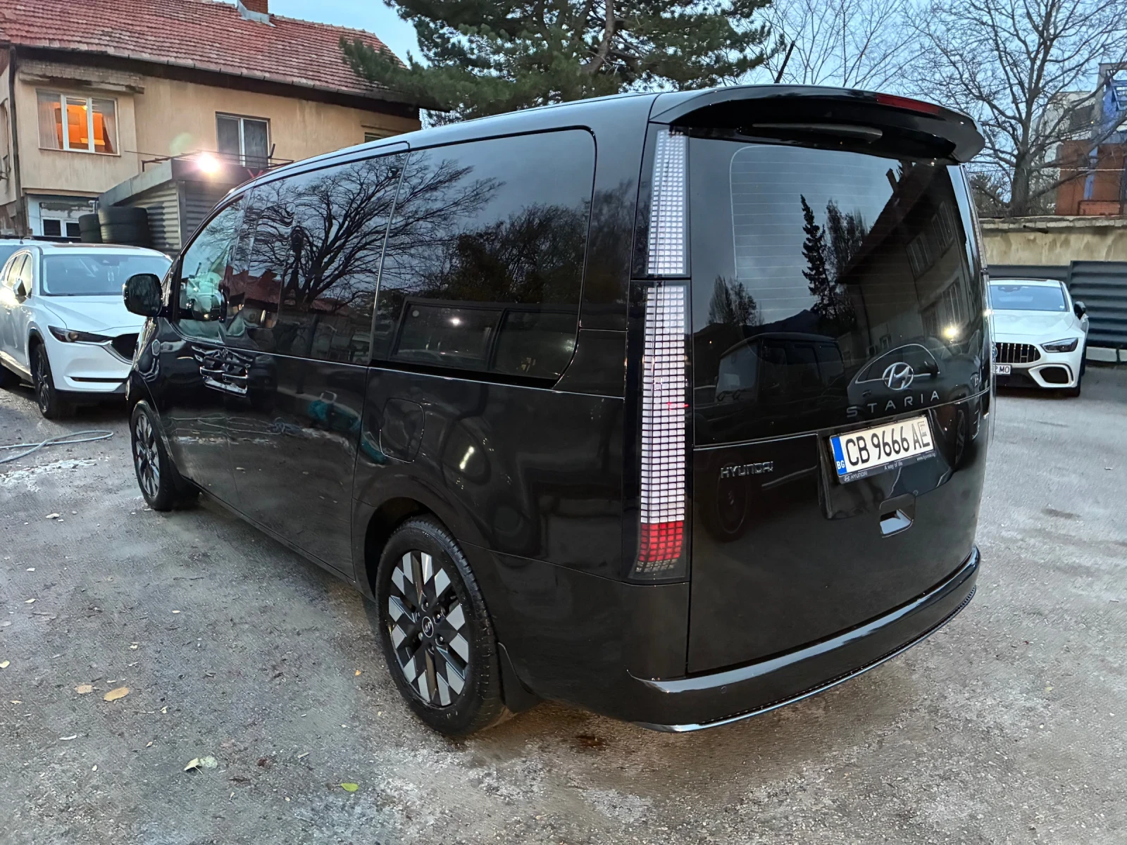 Hyundai Staria 2.2CRDI/177HP/4WD/Pano/Keyles | Mobile.bg � ����������� 7