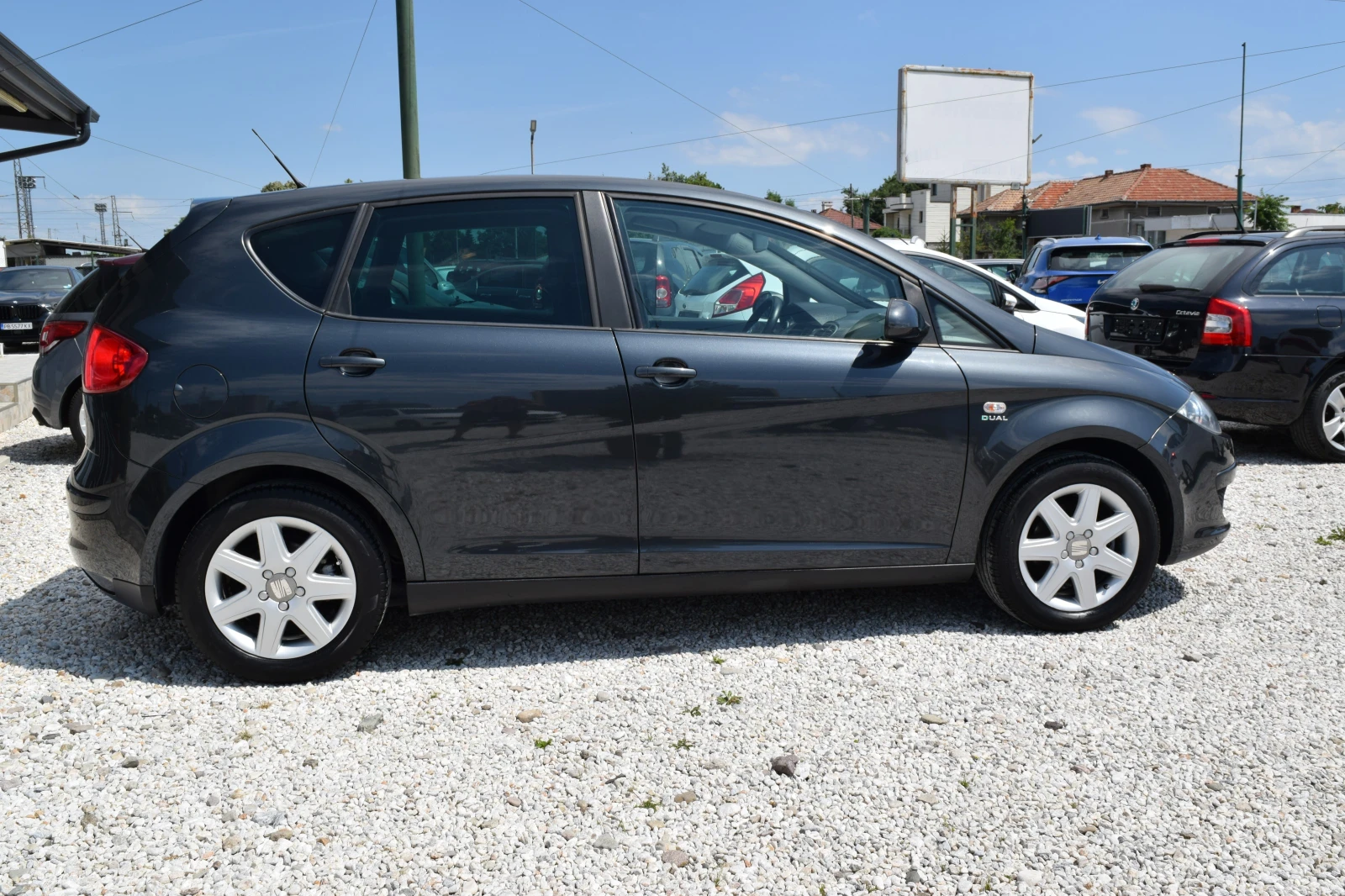 Seat Altea 1.6i* 102kc* Газ Landirenzo, снимка 8 - Автомобили и джипове - 54993639
