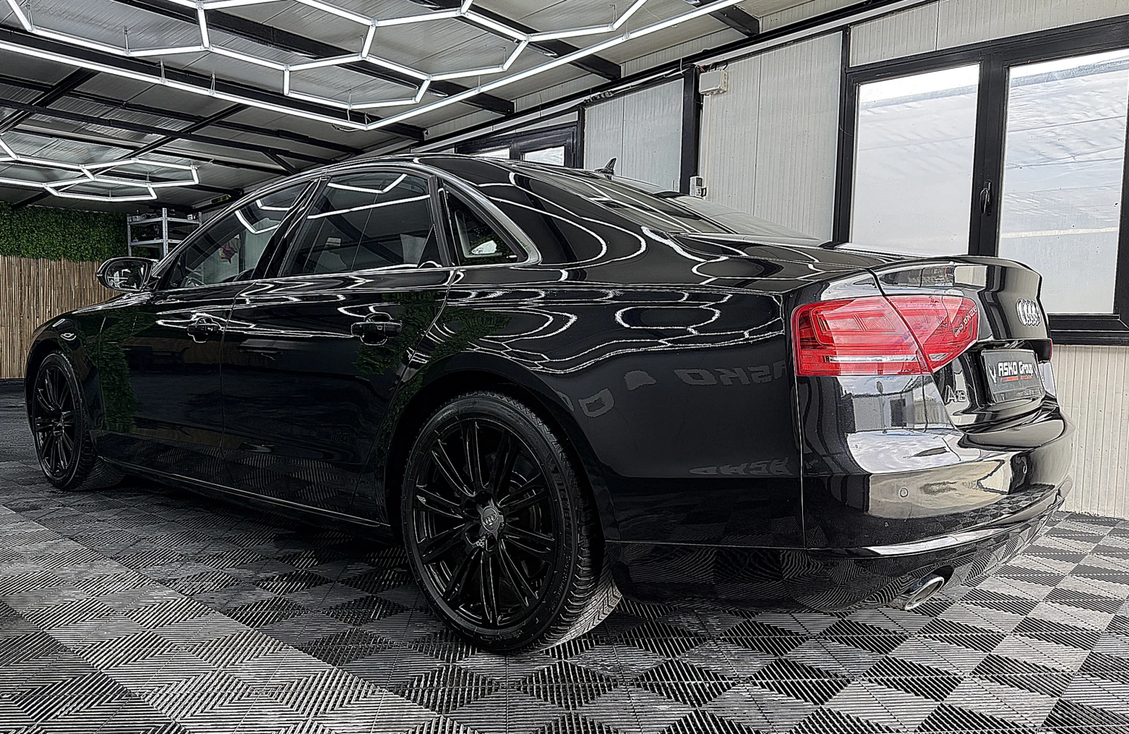 Audi A8 4.2TDI/BOSE/PODGREV/F1/СОБСТВЕН ЛИЗИНГ, снимка 3 - Автомобили и джипове - 55036083