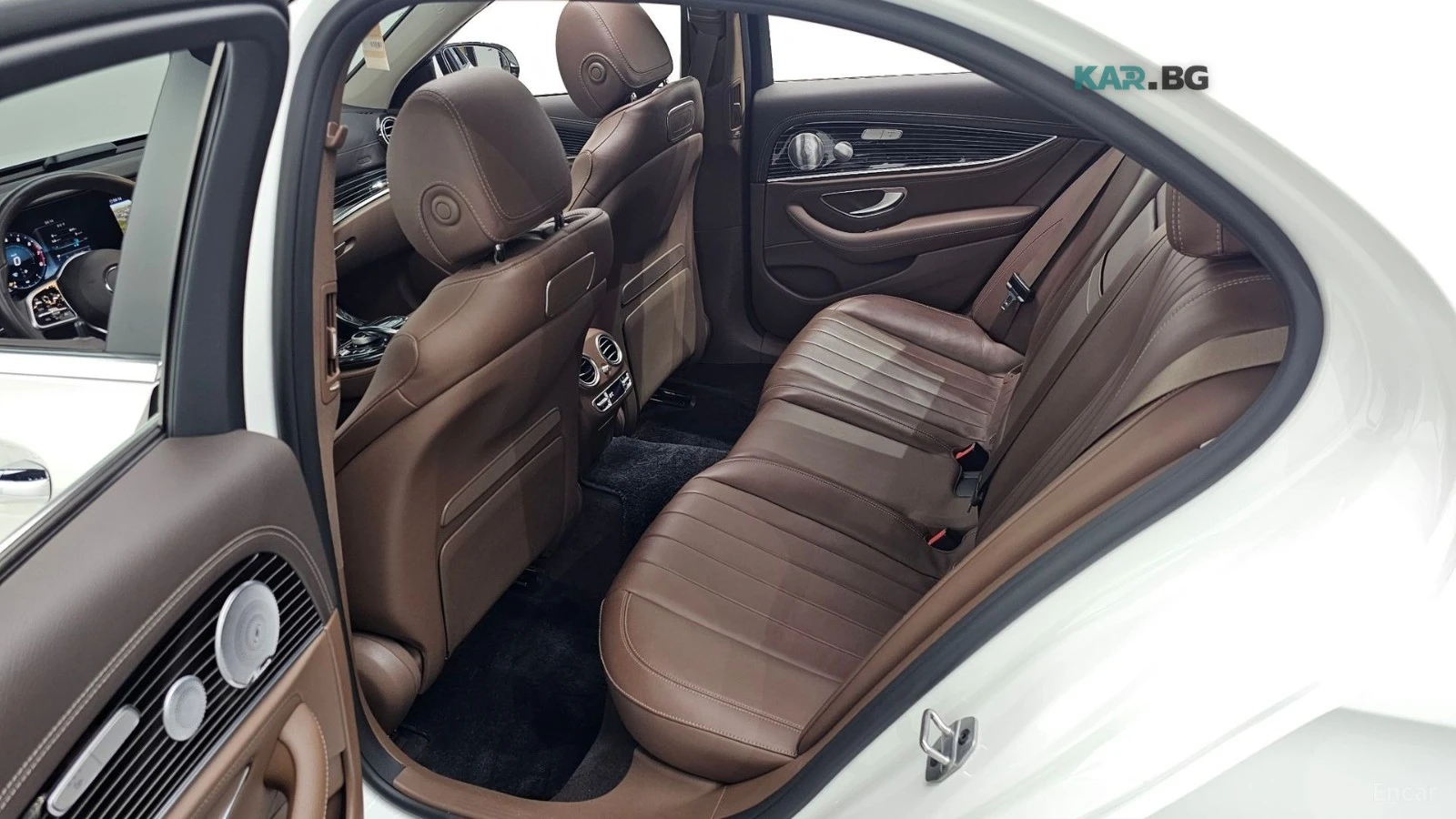 Mercedes-Benz E 450 4MATIC/EXCLUSIVE/M276 V6, снимка 15 - Автомобили и джипове - 55209647