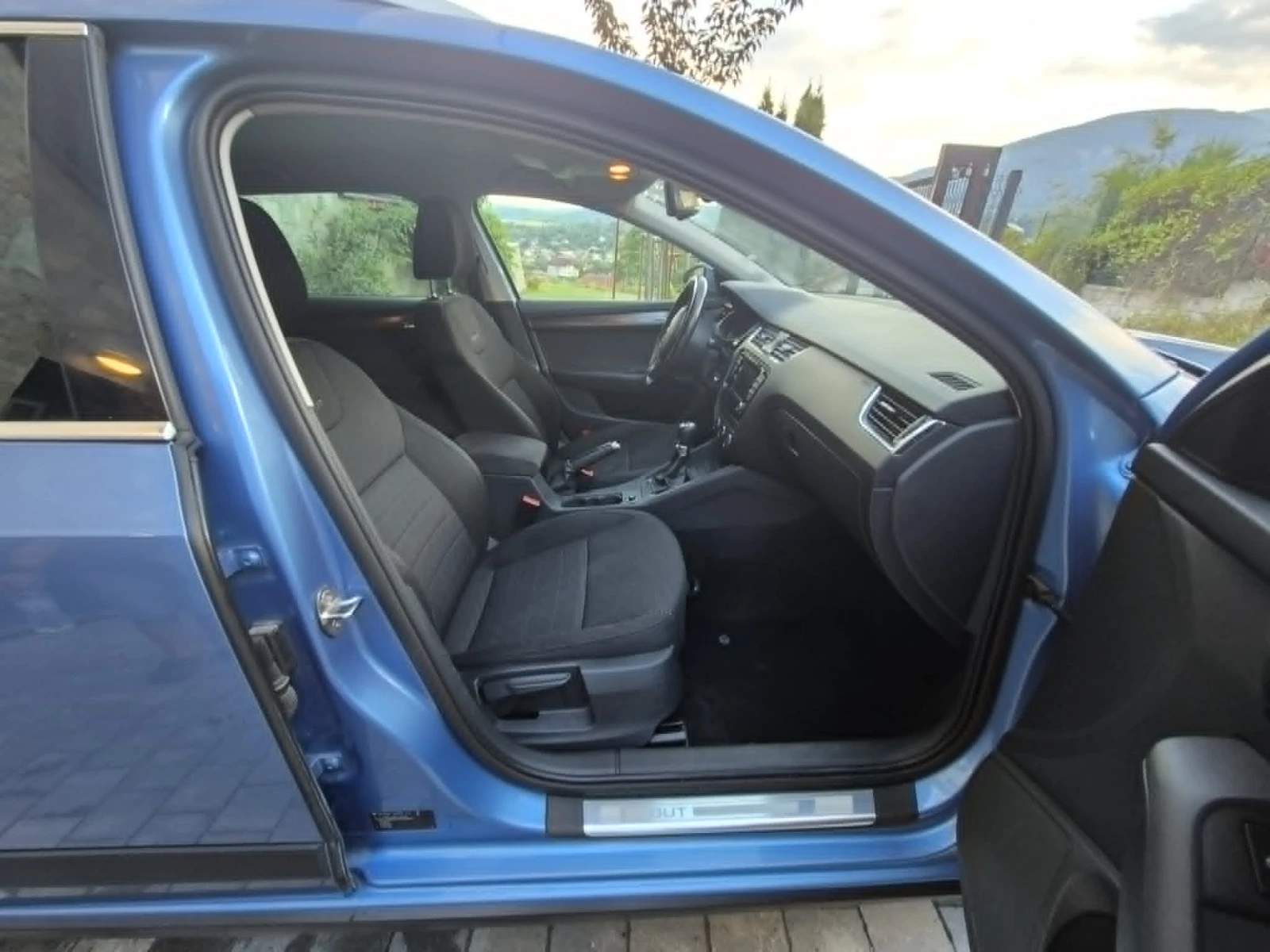 Skoda Octavia Scout, снимка 8 - Автомобили и джипове - 55603787