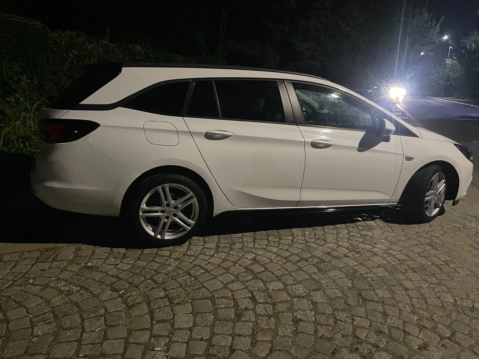 Opel Astra K Sports Tourer, снимка 3 - Автомобили и джипове - 55780416