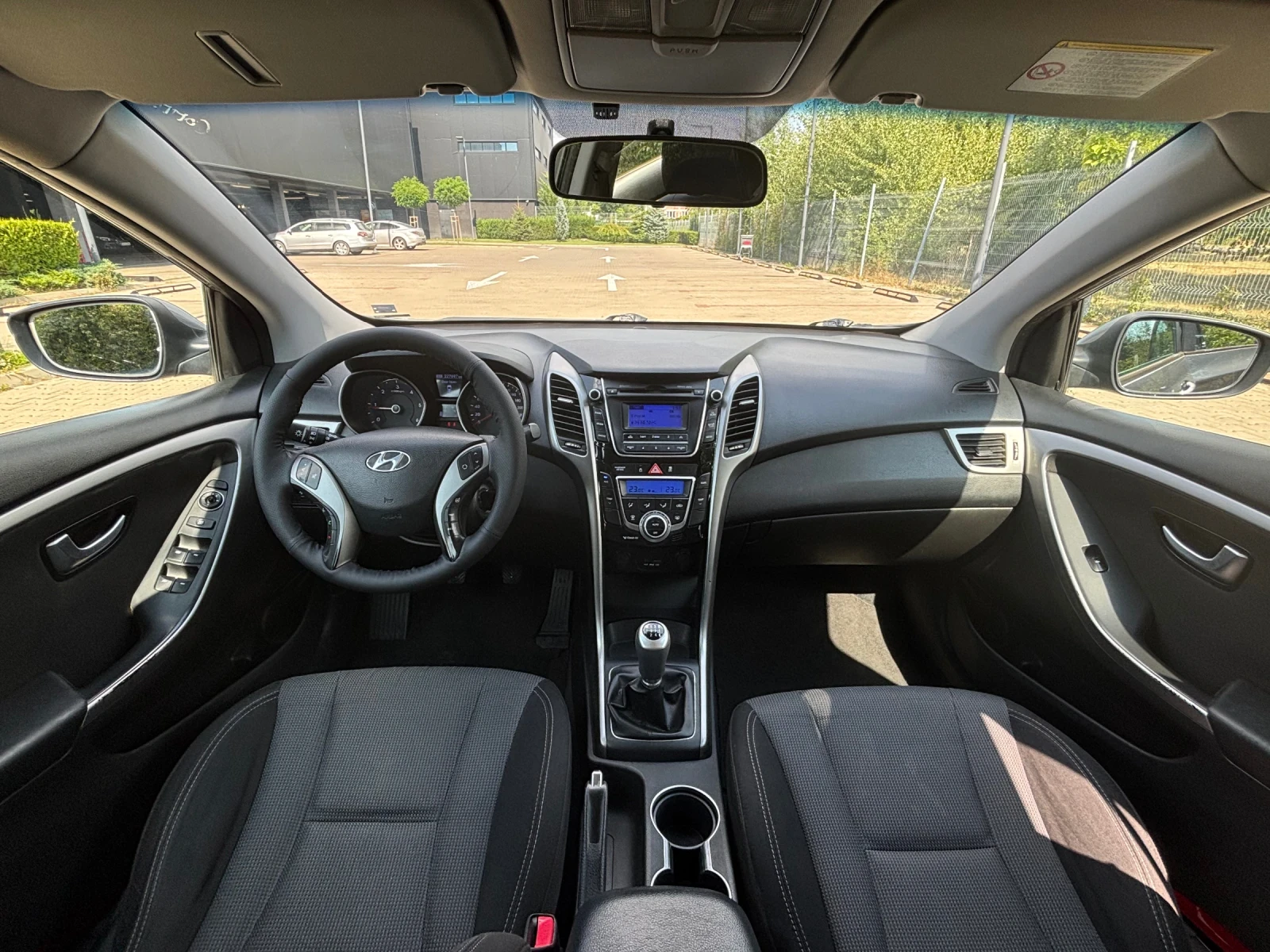 Hyundai I30 1.6 crdi , снимка 8 - Автомобили и джипове - 55803870
