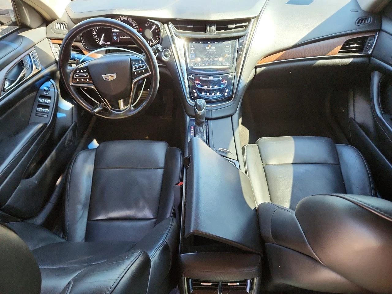 Cadillac Cts 2.0l Luxury, снимка 8 - Автомобили и джипове - 56151826