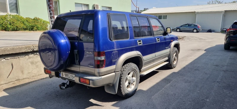 Isuzu Trooper, снимка 4 - Автомобили и джипове - 46976762