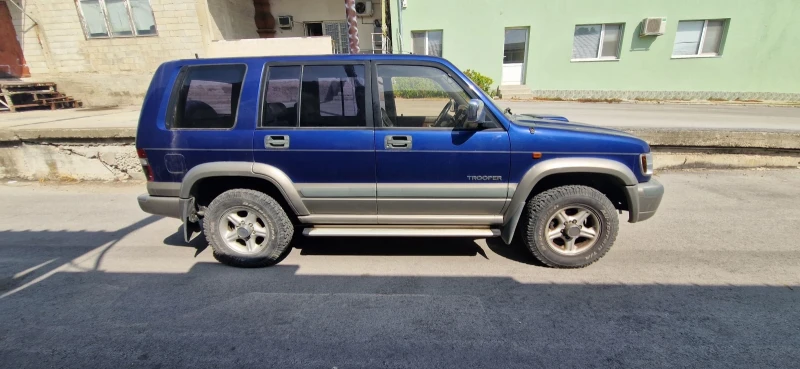 Isuzu Trooper, снимка 3 - Автомобили и джипове - 46976762