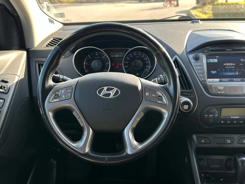 Hyundai IX35 2.0 CRDI 4WD, снимка 7 - Автомобили и джипове - 52855916