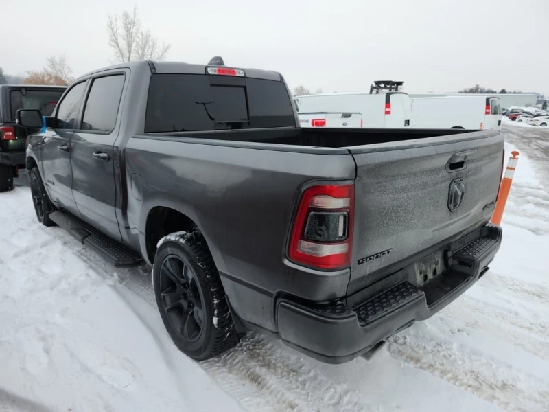 Dodge RAM 1500 5.7 HEMI SPORT CREW* CARFAX * ФИНАСИРАНЕ, снимка 4 - Автомобили и джипове - 53077445