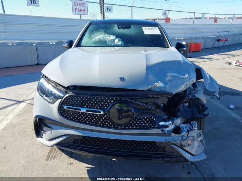 Mercedes-Benz GLC 300 2.0L I-4 DI, DOHC, VVT, TURBO, 255HP All Wheel, снимка 4 - Автомобили и джипове - 53458757