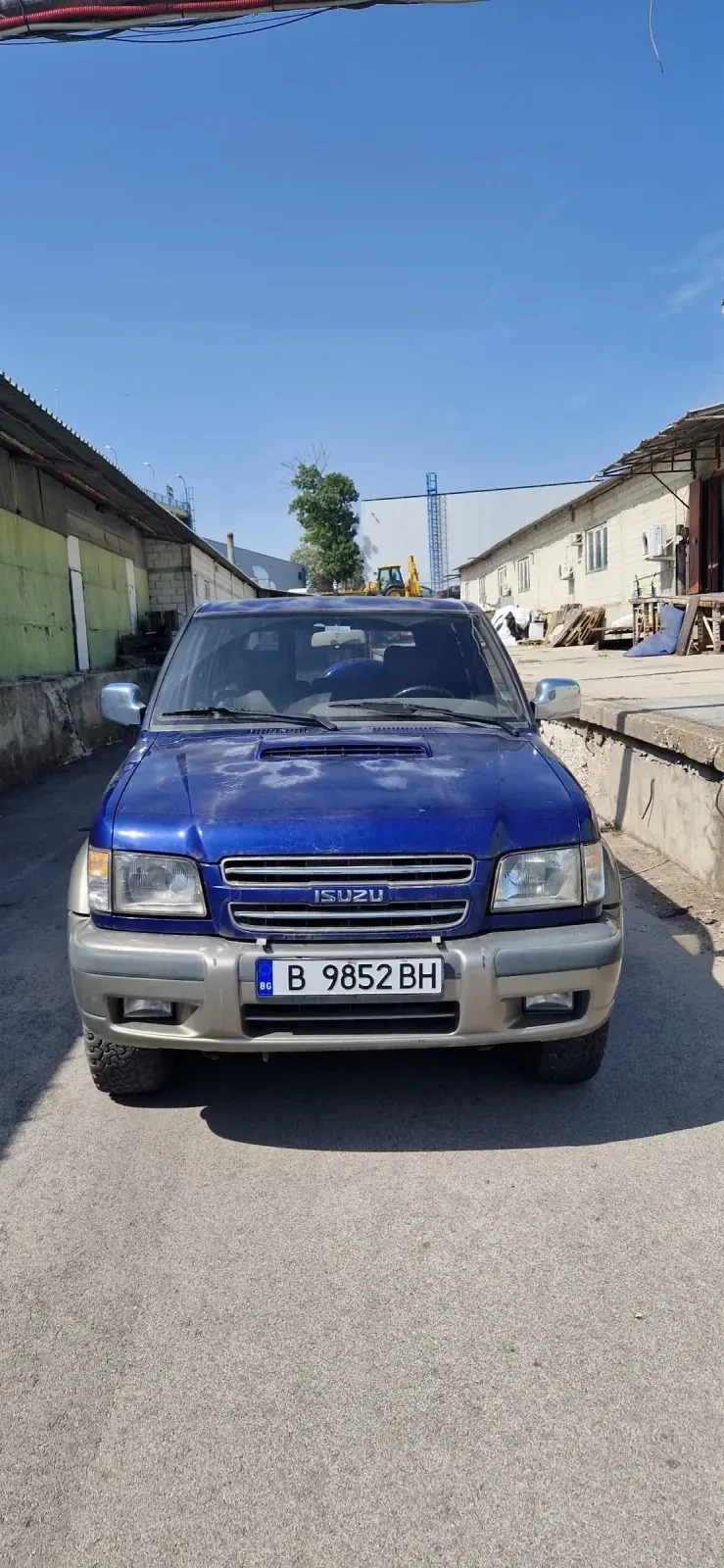 Isuzu Trooper, снимка 1 - Автомобили и джипове - 46976762