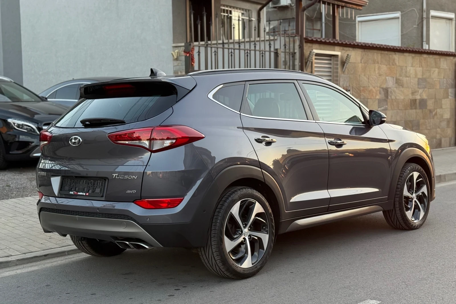 Hyundai Tucson 2.0 VERTEX CRDI 4WD - изображение 6