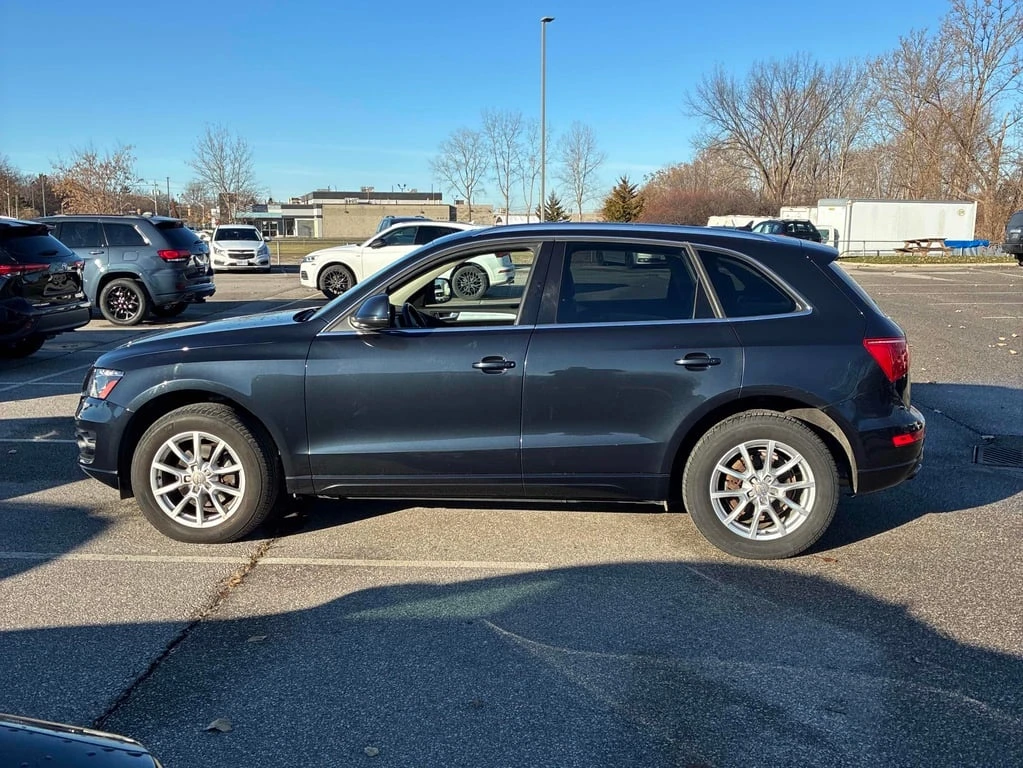 Audi Q5 * 3.2L * CARFAX * БЕЗ ПЪРВОНАЧАЛНА ВНОСКА - изображение 2