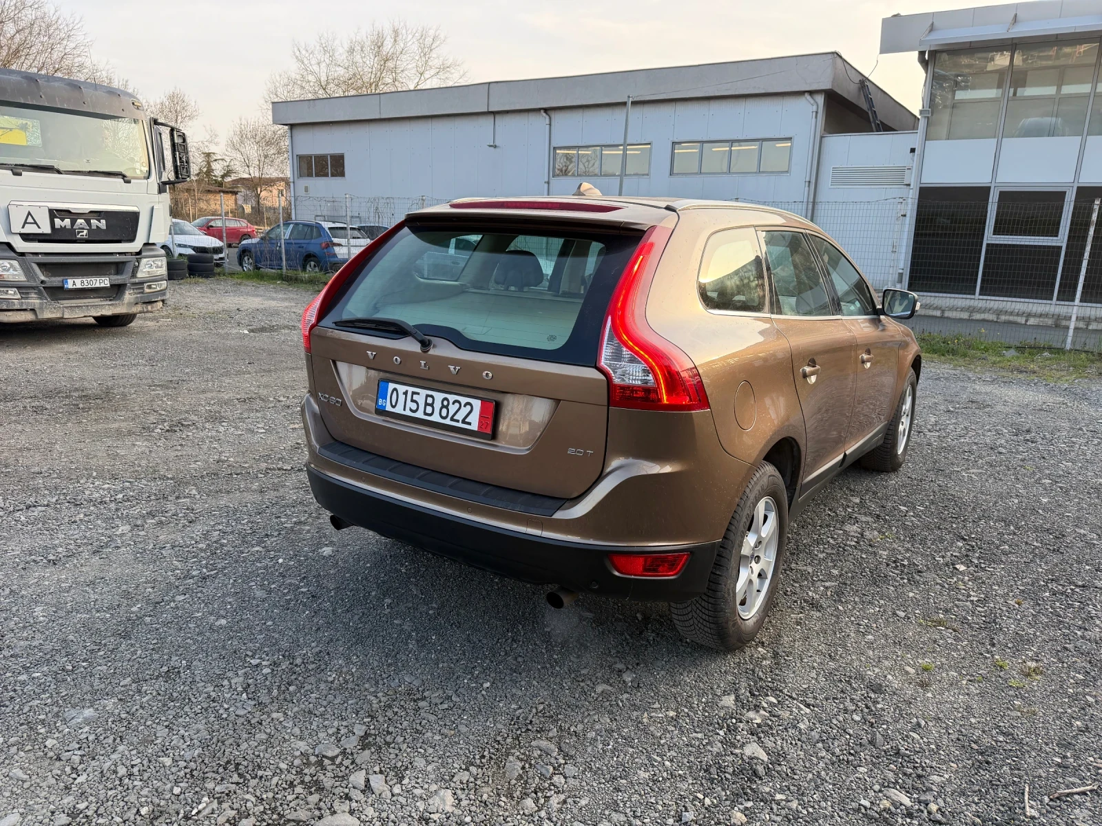 Volvo XC60 2.0 T 100000km automat , снимка 4 - Автомобили и джипове - 53988836