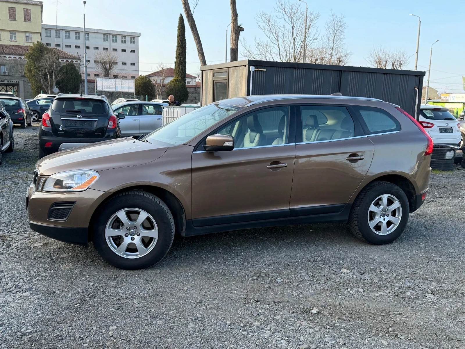 Volvo XC60 2.0 T 100000km automat , снимка 2 - Автомобили и джипове - 53988836