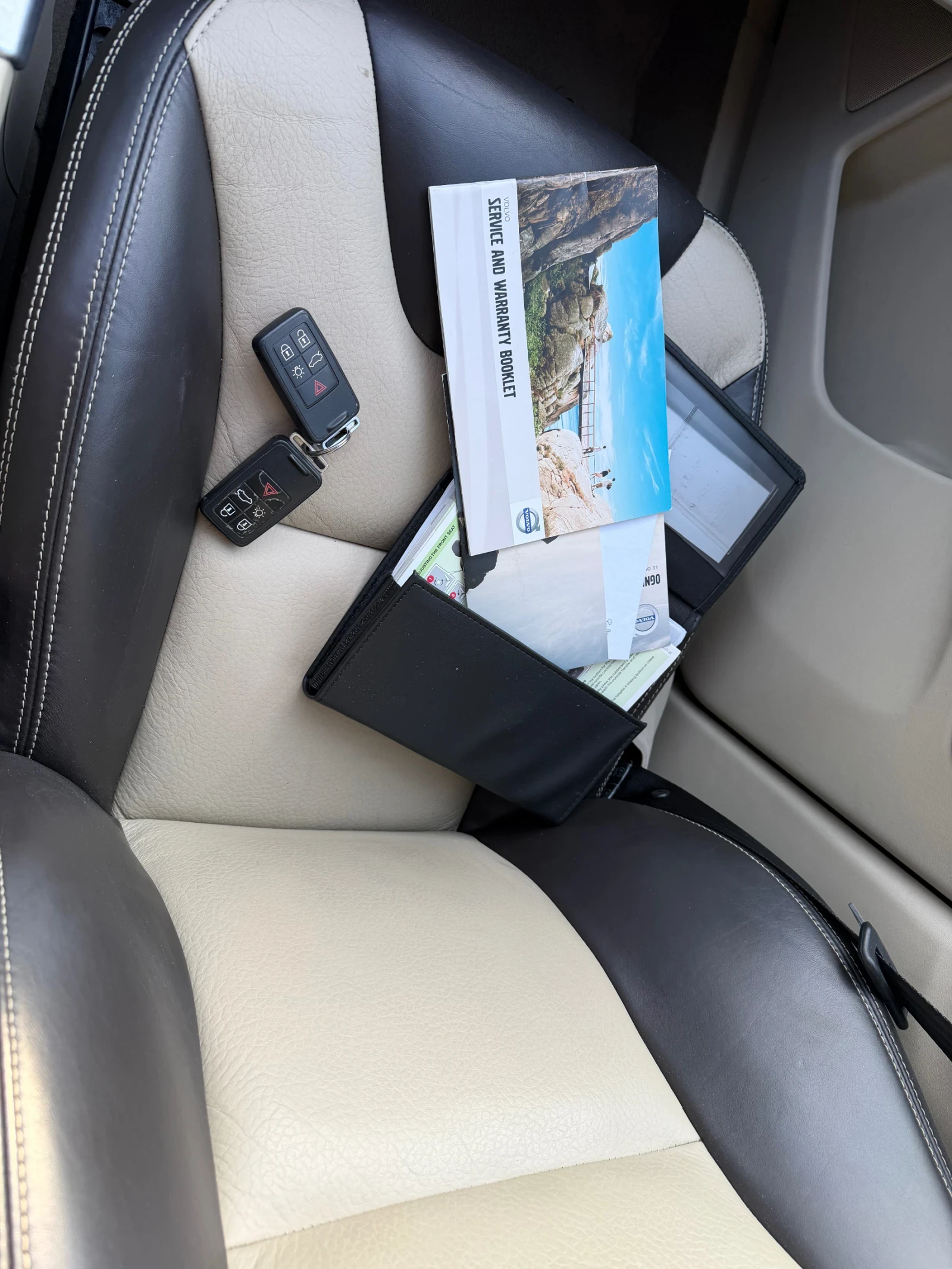 Volvo XC60 2.0 T 100000km automat , снимка 14 - Автомобили и джипове - 53988836