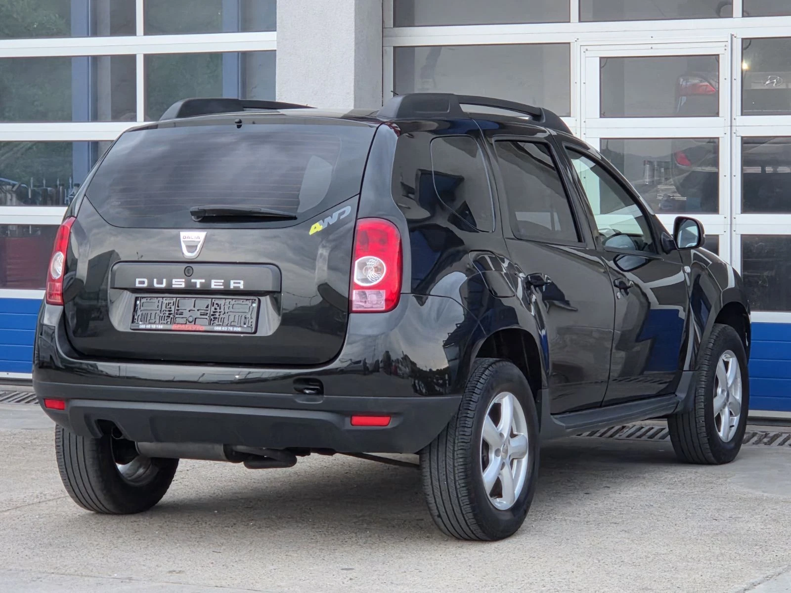 Dacia Duster DCI/4x4, снимка 3 - Автомобили и джипове - 54458919