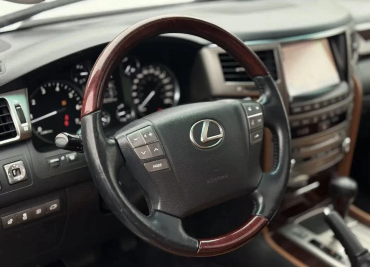 Lexus LX 570 5.7 V8 * 8 ����� * ������ * TV * CARFAX *  | Mobile.bg � ����������� 6