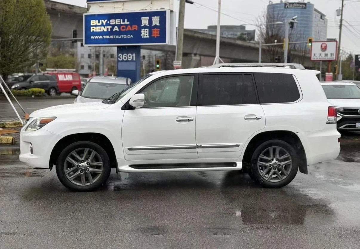 Lexus LX 570 5.7 V8 * 8 ����� * ������ * TV * CARFAX *  | Mobile.bg � ����������� 3