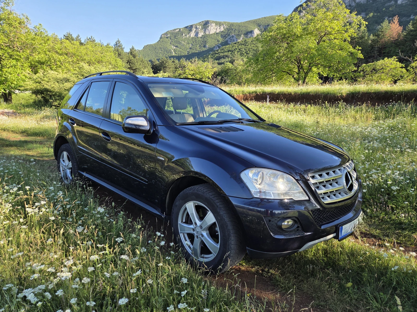 Mercedes-Benz ML 350, снимка 4 - Автомобили и джипове - 55152752