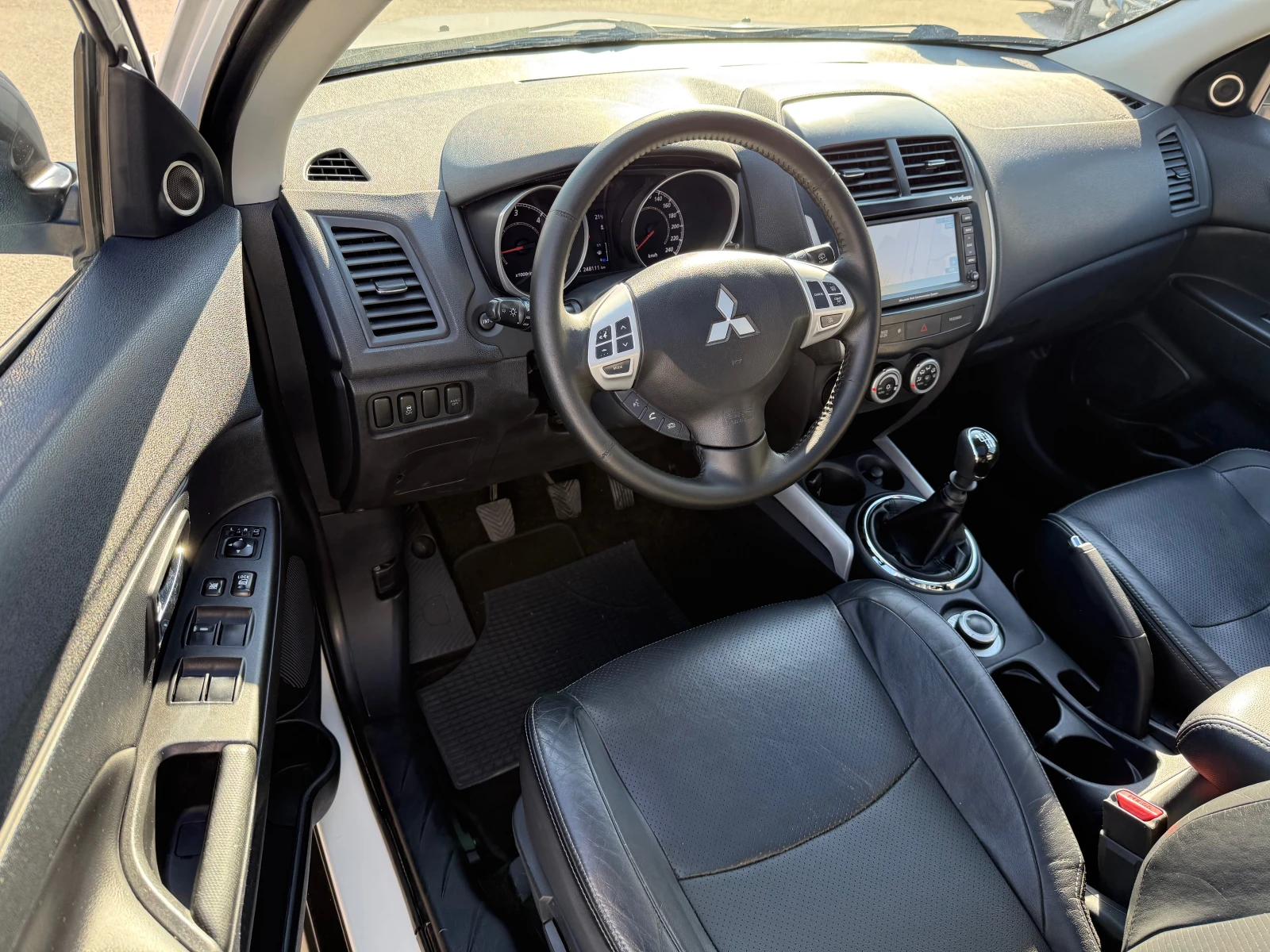 Mitsubishi ASX 1.8 DI-D Instyle 4WD ! 100% РЕАЛНИ КИЛОМЕТРИ !, снимка 10 - Автомобили и джипове - 55686953