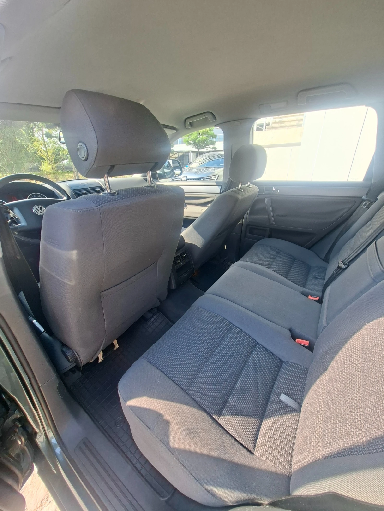 VW Touareg Army, снимка 7 - Автомобили и джипове - 55824553