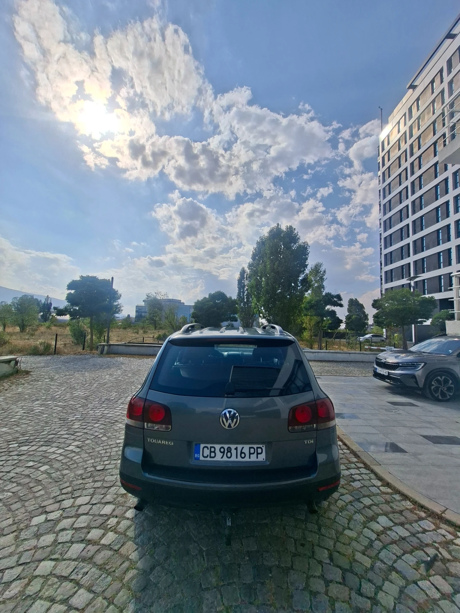 VW Touareg Army, снимка 4 - Автомобили и джипове - 55824553