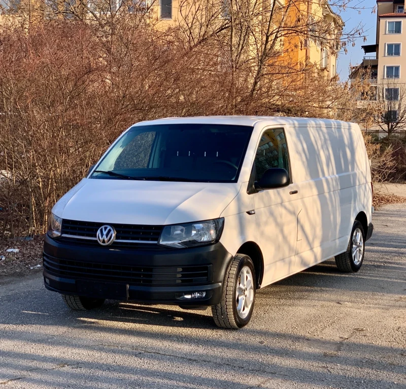 VW Transporter 2019г* EU6* MAXII БАЗА* ДВОЕН КЛИМАТИК* 17 ДЖАНТИ, снимка 3 - Бусове и автобуси - 49538923