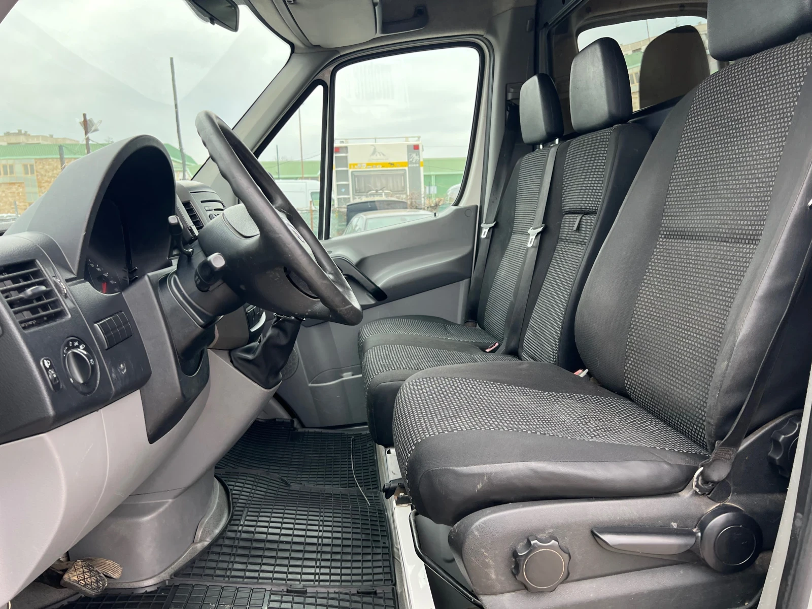VW Crafter 2.0TDI - изображение 10