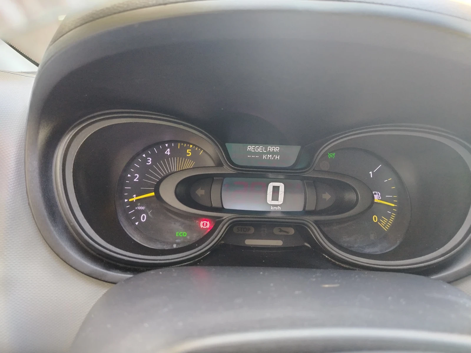 Renault Trafic 1.6dci, снимка 8 - Бусове и автобуси - 54694864