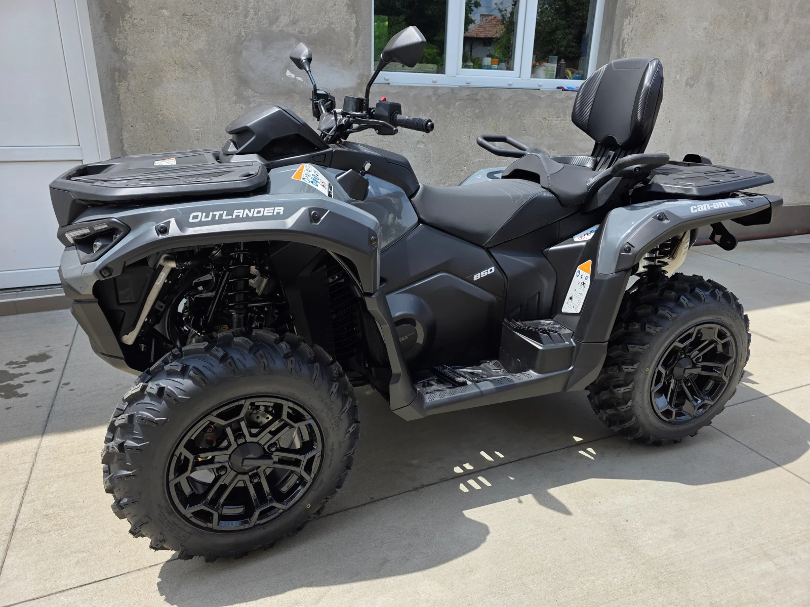Can-Am Outlander 850, Чисто нов