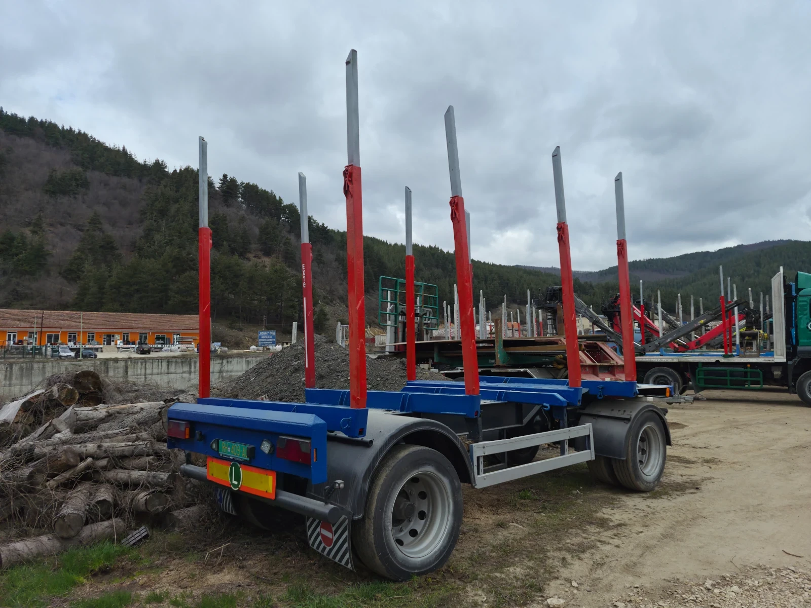 За камион Други За Трупи Ресъори, снимка 2 - Ремаркета - 53978479