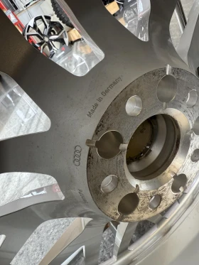   Audi R8 | Mobile.bg    3