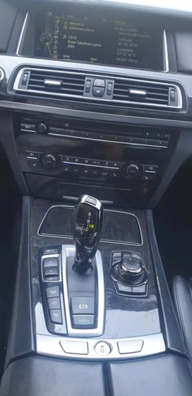 BMW 750 LdX, снимка 15