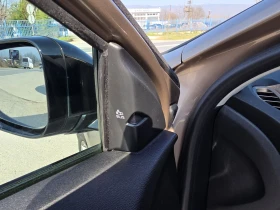 Volvo V40 Cross Country ОБСЛУЖЕН ВСИЧКИ ЕКСТРИ | Auto.bg — изображение 11