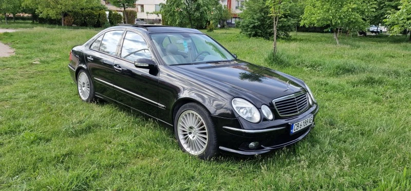 Mercedes-Benz E 500, снимка 8 - Автомобили и джипове - 47172281