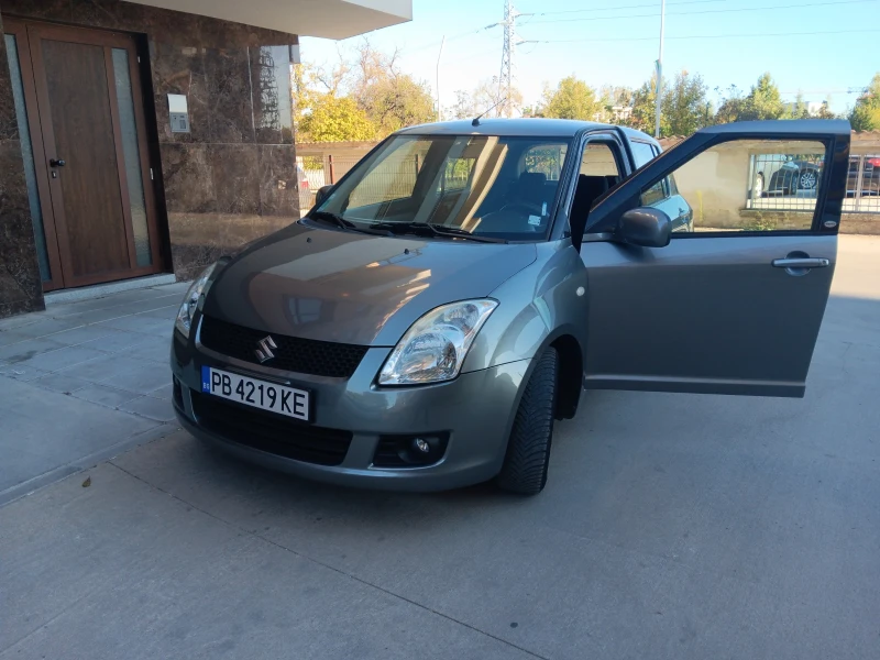 Suzuki Swift  1.3 DDiS GL 5 portes, снимка 1 - Автомобили и джипове - 48315787