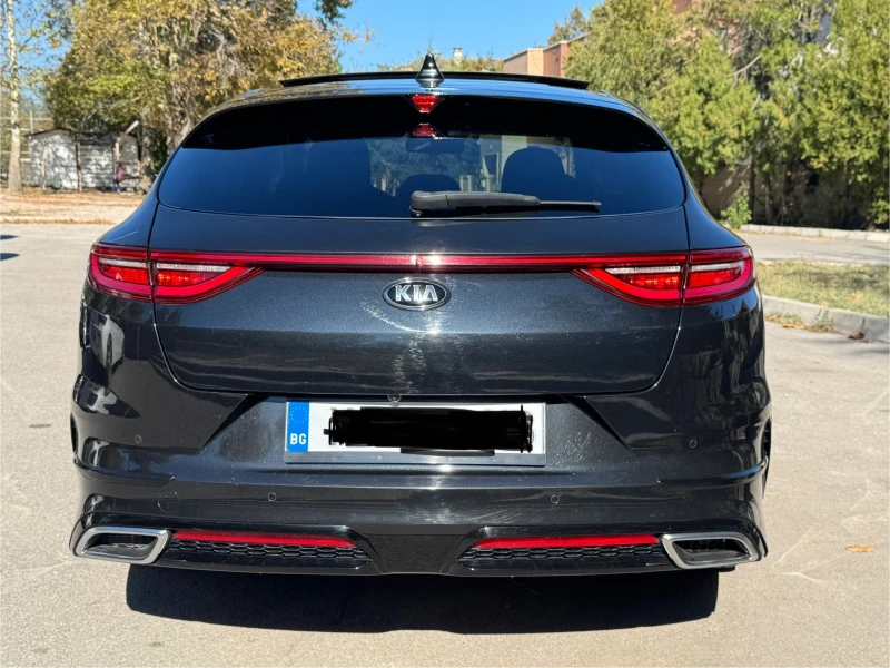 Kia Pro ceed 1.6 CRDI, снимка 4 - Автомобили и джипове - 47678300