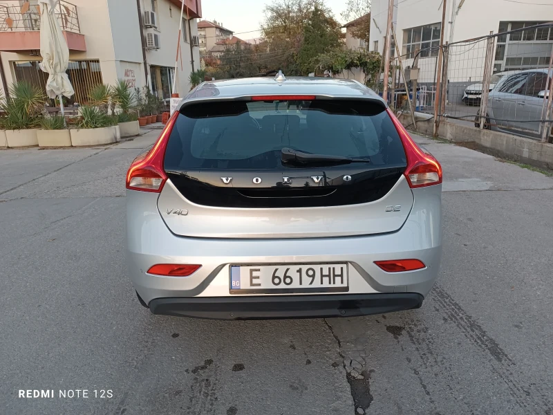 Volvo V40 EURO 6B, снимка 4 - Автомобили и джипове - 47814965